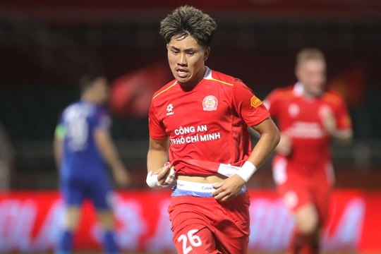 Việt kiều ghi bàn, CLB Công an TP.HCM thắng đội cuối bảng