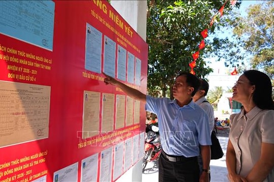 Cử tri Tây Ninh thể hiện tinh thần trách nhiệm qua lá phiếu