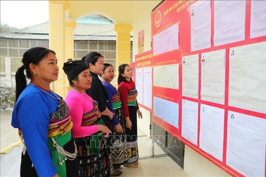 Sức mạnh của lòng dân và tương lai đất nước