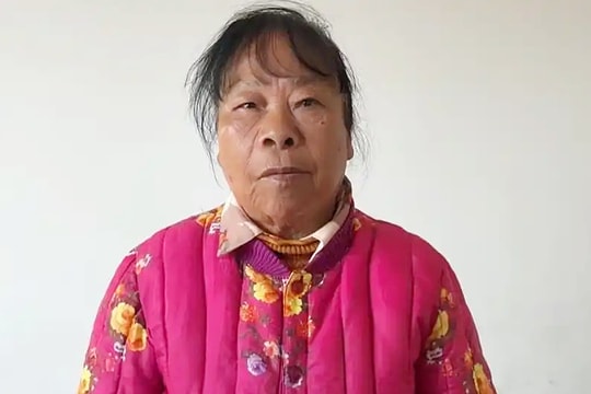 Cụ bà 82 tuổi bị lừa kết hôn bằng 20 quả trứng