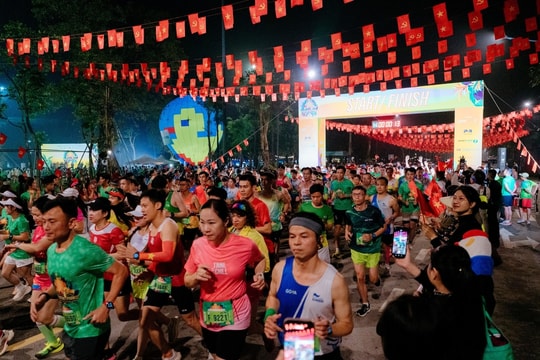 Gần 3.000 runner chạy giữa đô thị lớn nhất Nghệ An