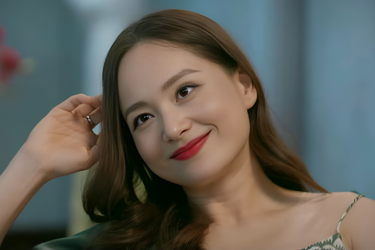 Lan Phương tái xuất với vai lập dị