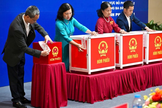 Tỷ lệ cử tri đi bỏ phiếu đạt 99,38%