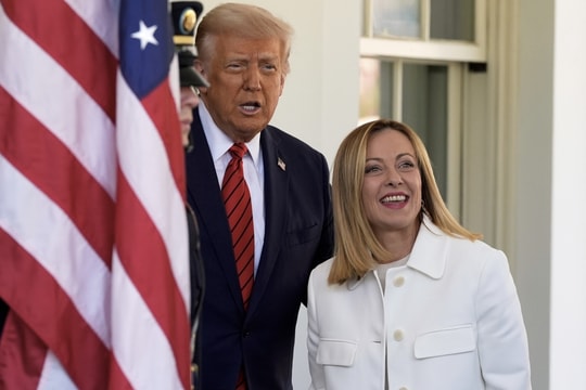 Thế khó của các lãnh đạo cánh hữu châu Âu giữa chiến sự Iran