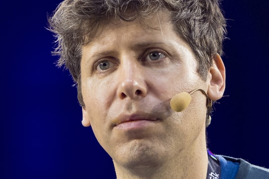 Ông chủ ChatGPT: AI đang trở thành 'vật tế' cho sa thải