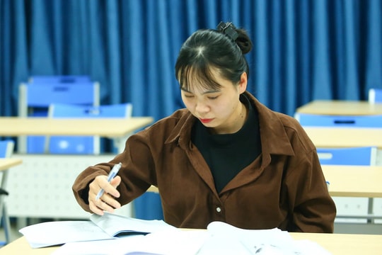 Nhiều nhân viên khối FDI nghỉ việc đi học tiếng Trung