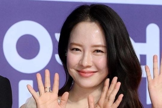 Nữ diễn viên bị yêu cầu loại khỏi Running Man