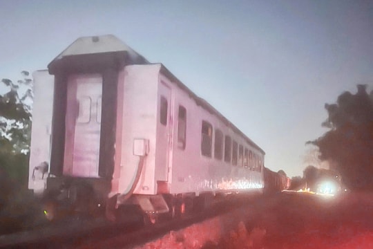 Cảnh báo nguy cơ tai nạn từ lối đi tự mở