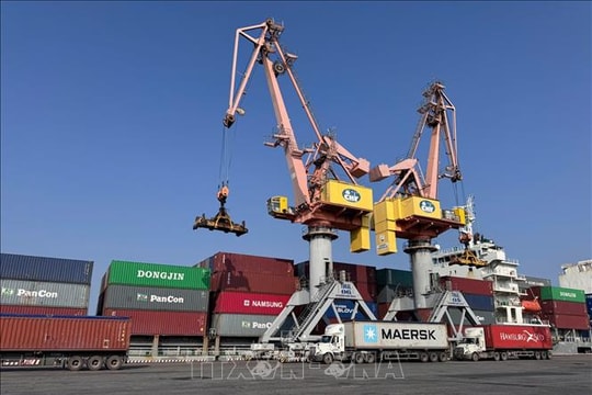 Bộ Xây dựng kiến nghị giải pháp bình ổn giá cước vận tải