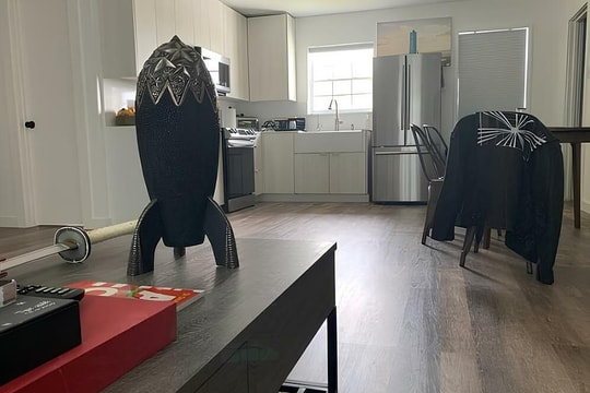 Bên trong nhà lắp ghép 30 m2 của tỷ phú Elon Musk