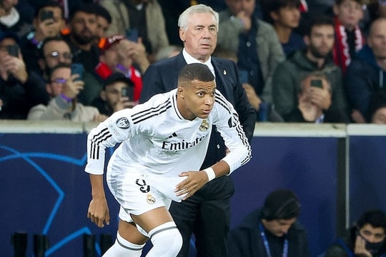 Ancelotti: 'Real thời Mbappe cần thời gian để tạo nên di sản riêng'