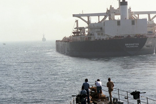 Chuyến hộ tống tàu dầu từng khiến hải quân Mỹ 'mất mặt' trên Vịnh Ba Tư