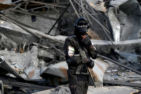 Afghanistan cáo buộc Pakistan không kích bệnh viện, khiến 400 người chết