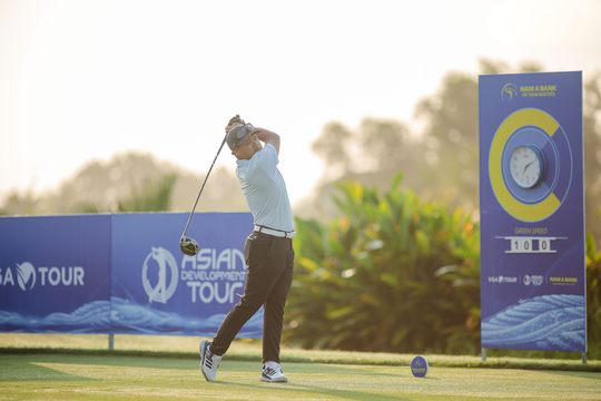 Nguyễn Nhất Long bùng nổ ở vòng 2 giải golf Nam A Bank Vietnam Masters 2026