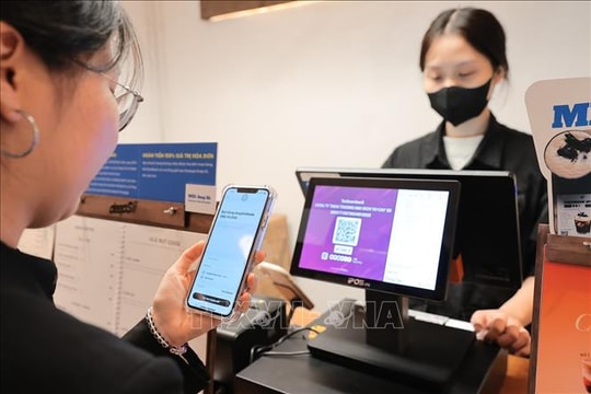 Ngân hàng dựng 'lá chắn' bảo mật từ chính người dùng