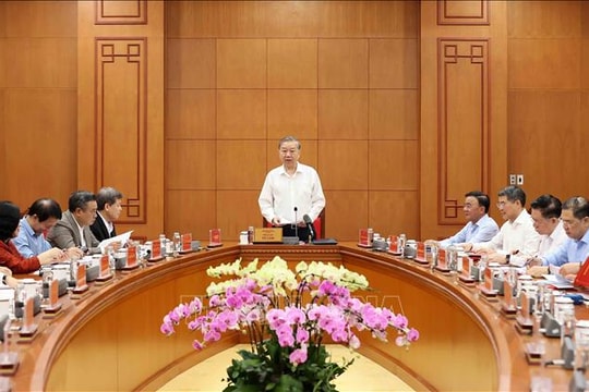 Tổng Bí thư chủ trì cuộc họp Thường trực BCĐ TƯ về phòng, chống tham nhũng, lãng phí, tiêu cực