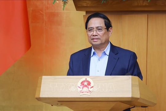 Thủ tướng Phạm Minh Chính chủ trì họp Thường trực Chính phủ thúc đẩy triển khai các dự án đường sắt