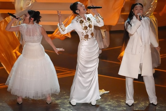 'Golden' - bản Kpop làm nên lịch sử ở Oscar