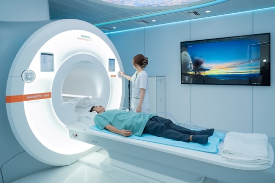 Vinmec Ocean Park 2 vận hành máy MRI 3.0