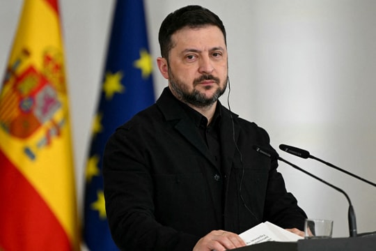 Ông Zelensky lo chiến sự Trung Đông khiến Ukraine thiếu tên lửa