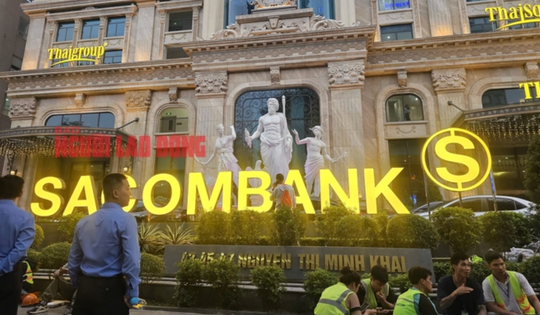 SACOMBANK lại khiến cổ đông và các nhà đầu tư bất ngờ với tờ trình mới