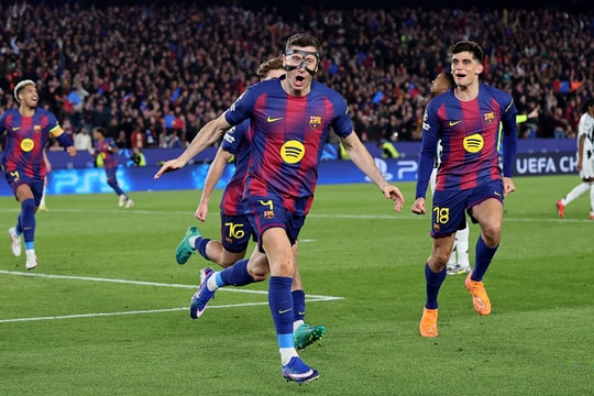Kết quả Barcelona 7-2 Newcastle: Yamal, Lewandowski lập kỷ lục