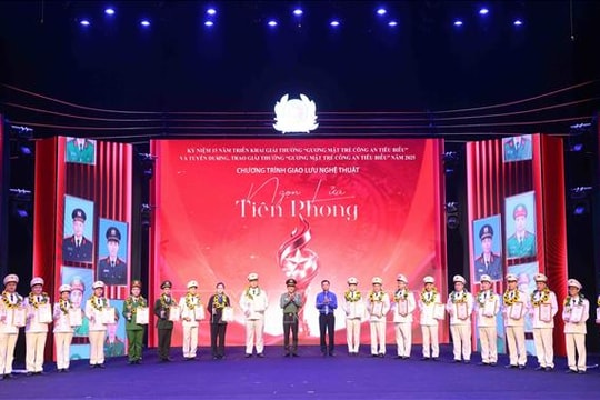 Kỷ niệm 15 năm triển khai giải thưởng “Gương mặt trẻ Công an tiêu biểu”