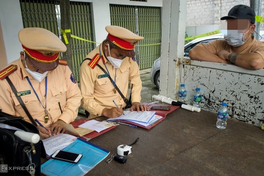 Quên đóng phạt vi phạm giao thông 6 năm, giờ nộp được không?