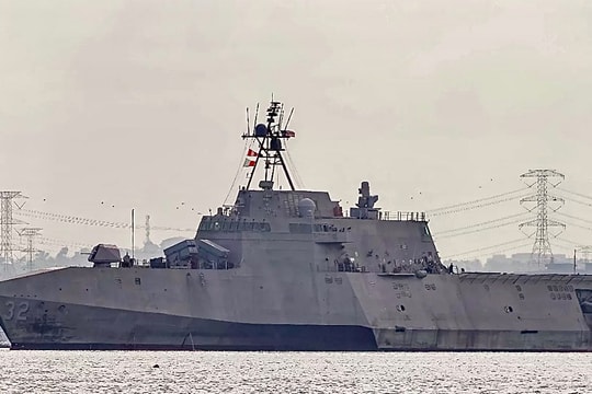 2/3 tàu quét mìn Mỹ đang cách eo biển Hormuz gần 6.000 km