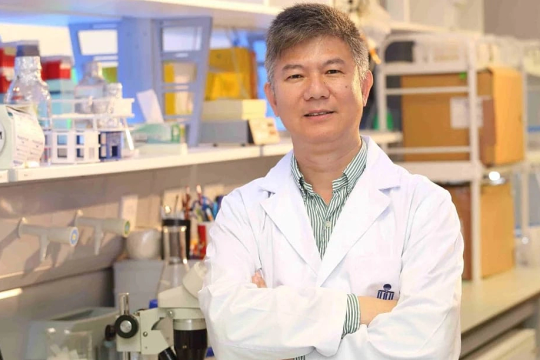 Giáo sư đại học top đầu nhận 5.000 USD để 'chạy' suất học thạc sĩ