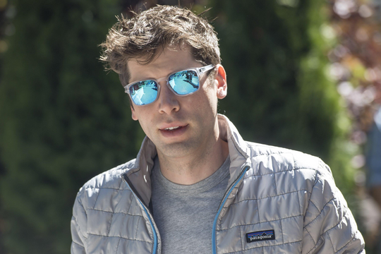 Sam Altman bị chế giễu sau khi cảm ơn lập trình viên