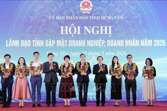 30 doanh nghiệp ký cam kết đẩy nhanh tiến độ dự án tại Hưng Yên