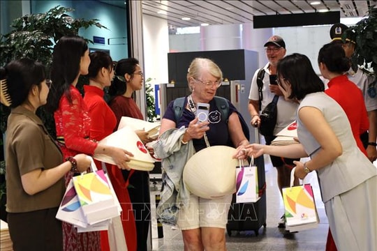 Đà Nẵng đón hai đường bay quốc tế mới từ Manila và Bali