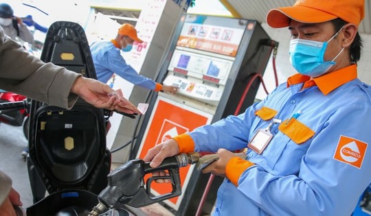 Quy định mới về điều hành giá xăng dầu, chỉ điều chỉnh khi tăng trên 15%
