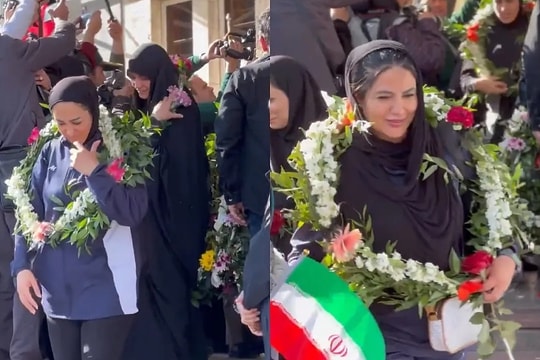 Tuyển nữ Iran được vinh danh ngày về nước