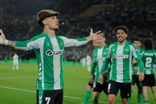 6 CLB La Liga vào tứ kết Cup châu Âu