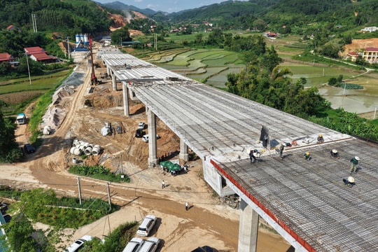 Nhà thầu gồng mình khi giá vật liệu xây dựng leo thang