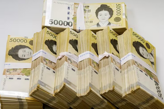 Bỏ mặc con 40 năm, mẹ trở về đòi thừa kế khi con qua đời