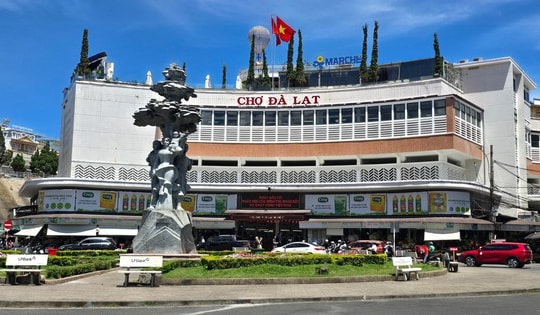 Làm rõ trách nhiệm cho thuê ki-ốt ở chợ Đà Lạt