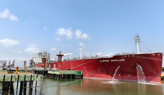 PV GAS nhập gần 38.000 tấn LPG từ Úc, cam kết bảo đảm nguồn cung cho tháng 4