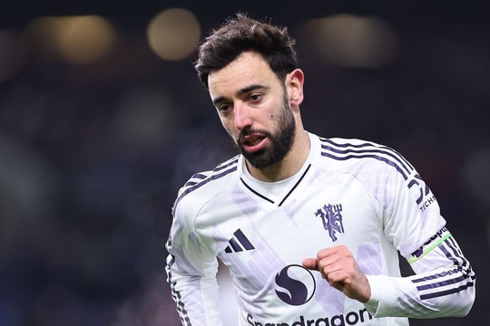 Kết quả Bournemouth 2-2 Man Utd: Fernandes ghi bàn, Maguire nhận thẻ đỏ