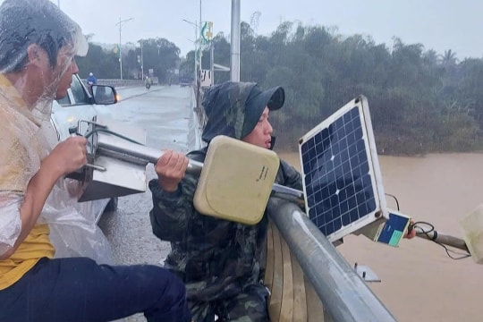 Việt Nam đang sử dụng các 'mắt thần' theo dõi thời tiết thế nào?