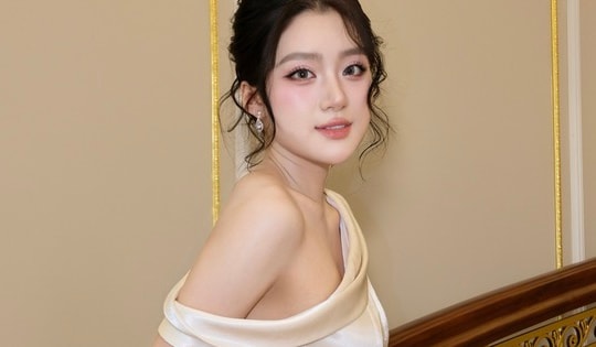 Phương Oanh lại gây chú ý tại Miss World Vietnam 2025