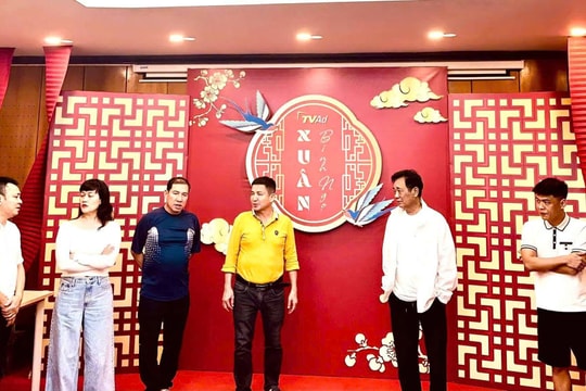 Dàn nghệ sỹ Táo quân hội ngộ, 'Ngọc Hoàng' Quốc Khánh là tâm điểm chú ý