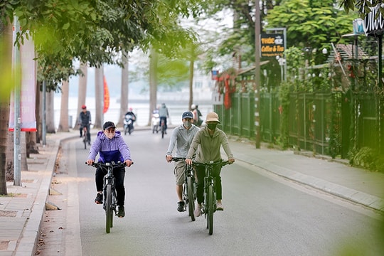 Thời tiết ngày 22/3: Bắc Bộ có mưa rào rải rác, miền Đông Nam Bộ có nơi nắng nóng