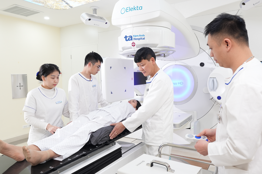 Khi nào xạ trị ung thư đại tràng?