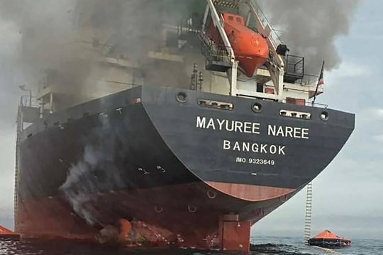 Thủy thủ tàu Thái Lan kể khoảnh khắc bị tập kích ở eo biển Hormuz