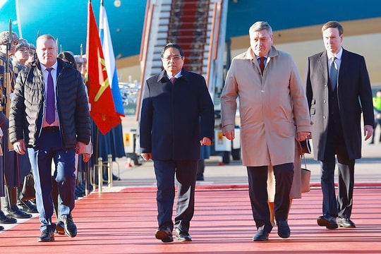 Thủ tướng Phạm Minh Chính bắt đầu thăm Nga