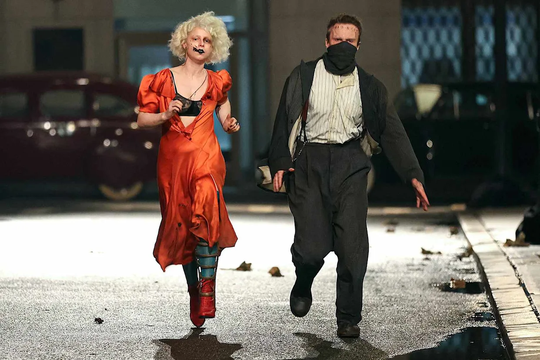 ‘Cô dâu’ không giống ai