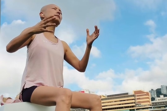 Á hậu Hong Kong bế tắc